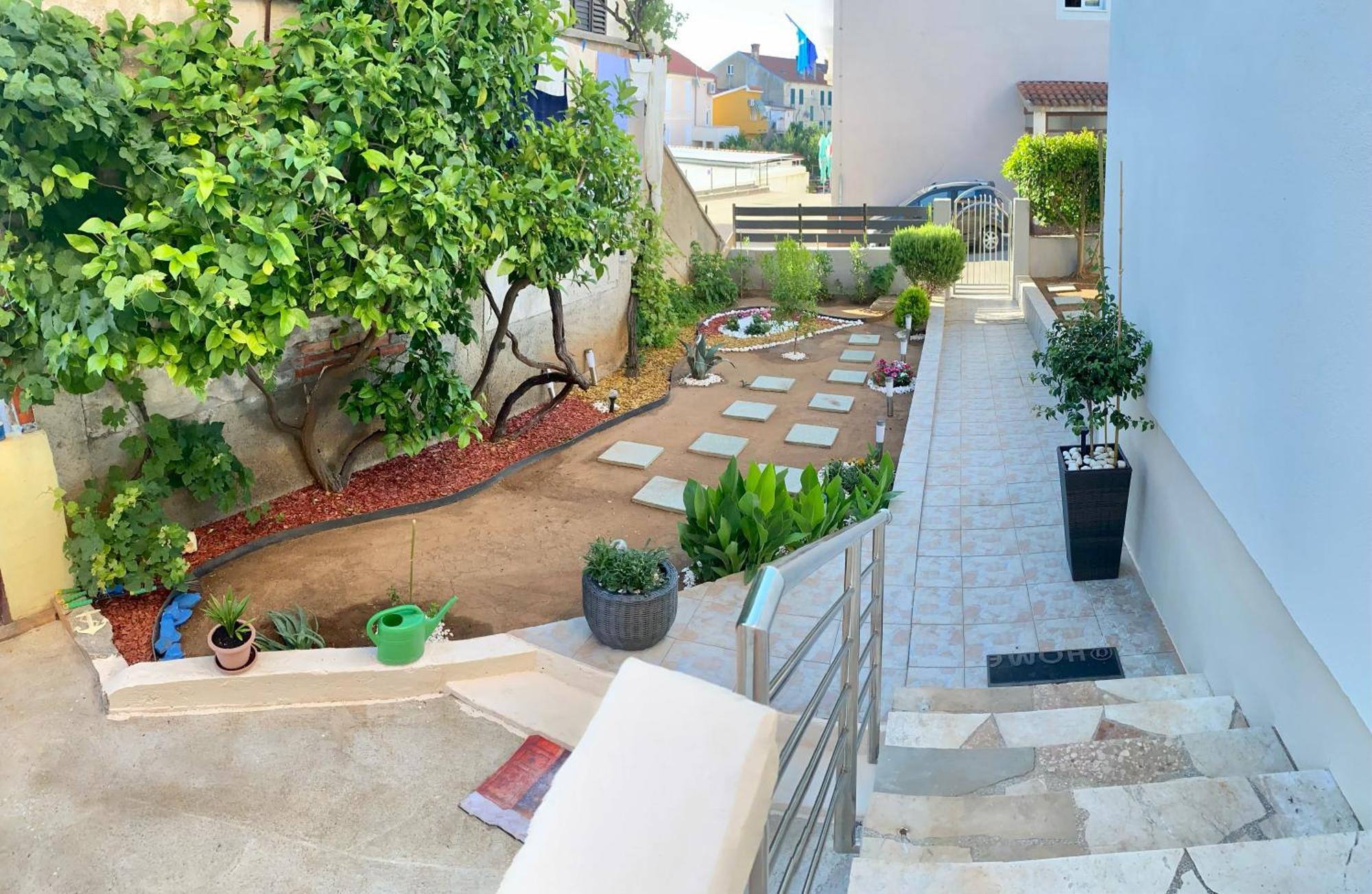 Lumar Holidays And Apartments Preko Exterior foto